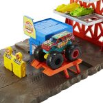 Hot Wheels Monster Trucks Blast Station Playset with Demo Derby - Image 5