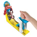 Hot Wheels Monster Trucks Big Air Breakout Playset - Image 3