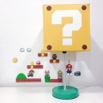 Επιτραπέζιο Φωτιστικό Super Mario Question Block με Κρεμαστό Mario - Image 3